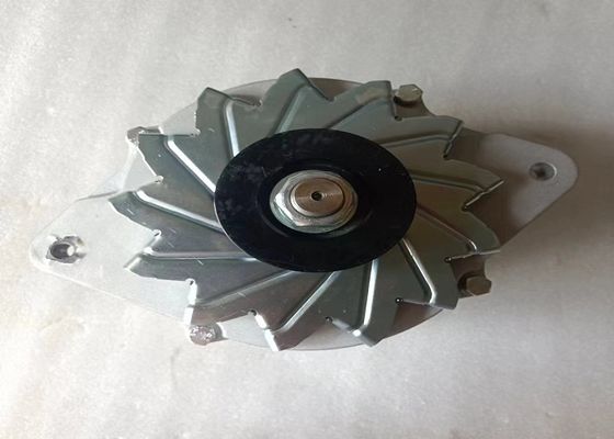 Komatsu HD785-7 Dump Truck engine SAA12V140E Alternator 600-825-9331 0-35000-8491